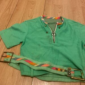 Vintage 1960’s belted groovy girls top size 10-12 f02